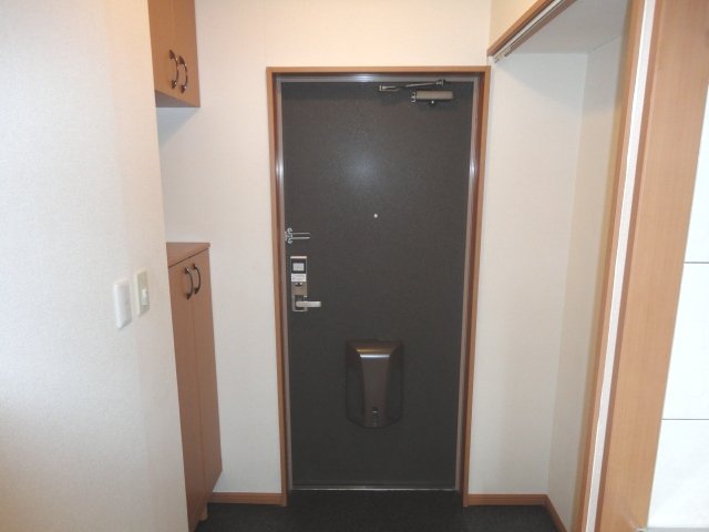 コーラルリーフ 玄関