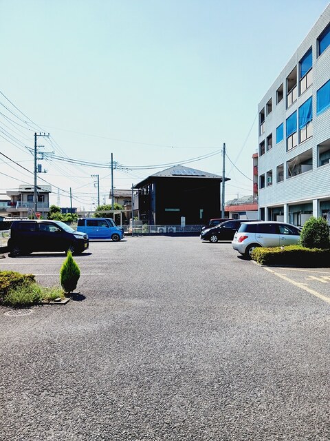 クリスタルＫＵＭＡＧＡＹＡ－Ｂ 駐車場