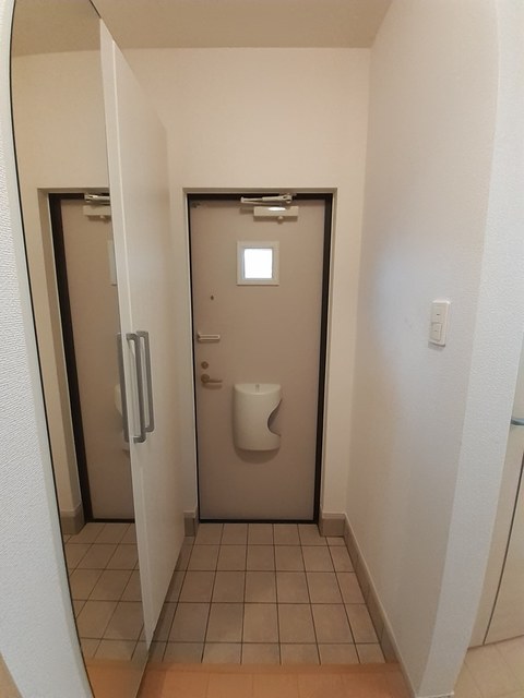 カリーノ 玄関