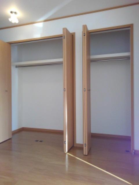 メゾン　グラースⅡ 収納