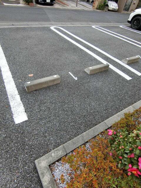 デスパシオ 駐車場