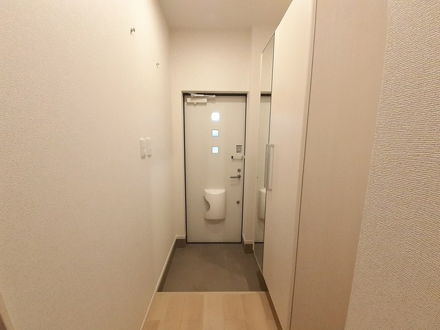 カーサ　ベントゥーラ 玄関