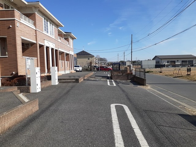 ドリームズ　カム　トゥルー　Ａ 駐車場