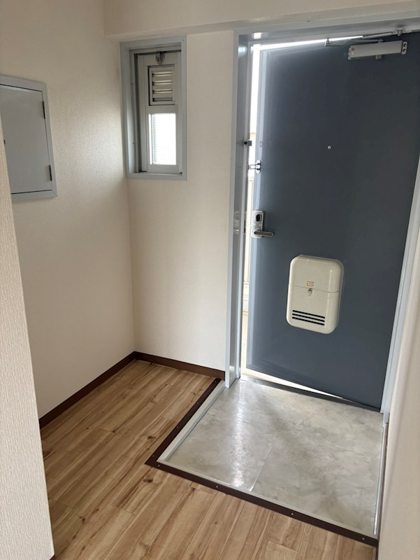 ビレッジハウス田谷２号棟 玄関
