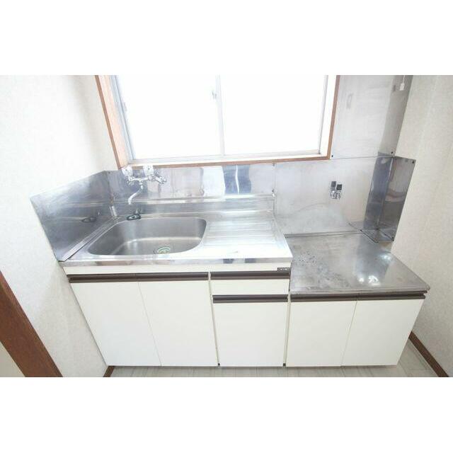 埼玉県入間郡毛呂山町中央４丁目5-23 キッチン