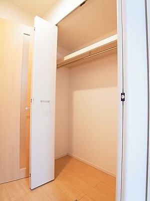 エーデルハイムＤ 収納