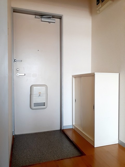 メゾンアサバ 玄関
