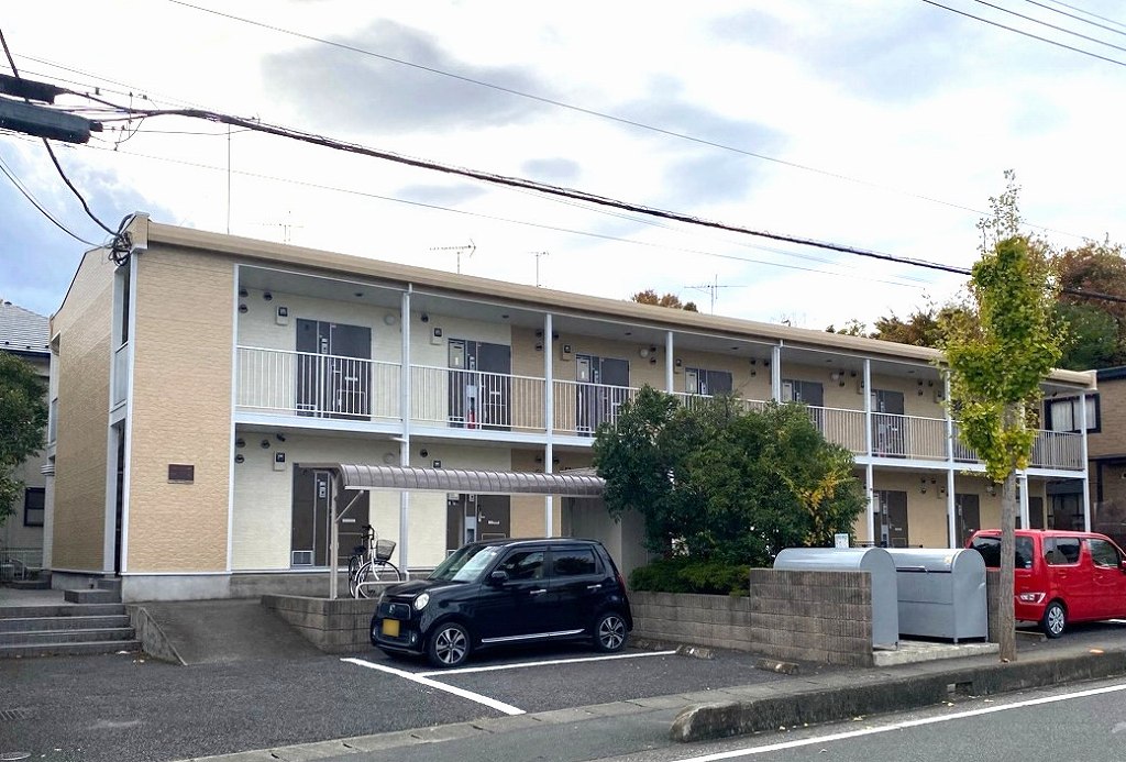 レオパレスけやき 外観
