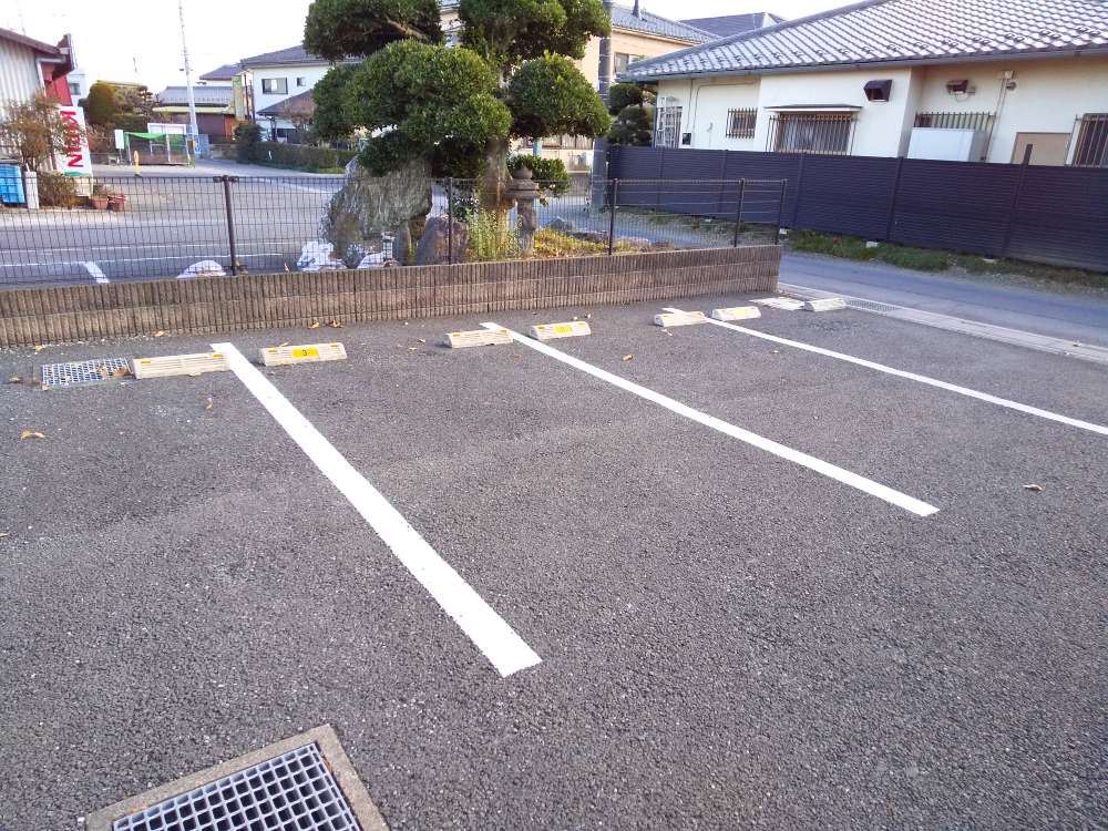 レオパレスビィ　グラッド その他
