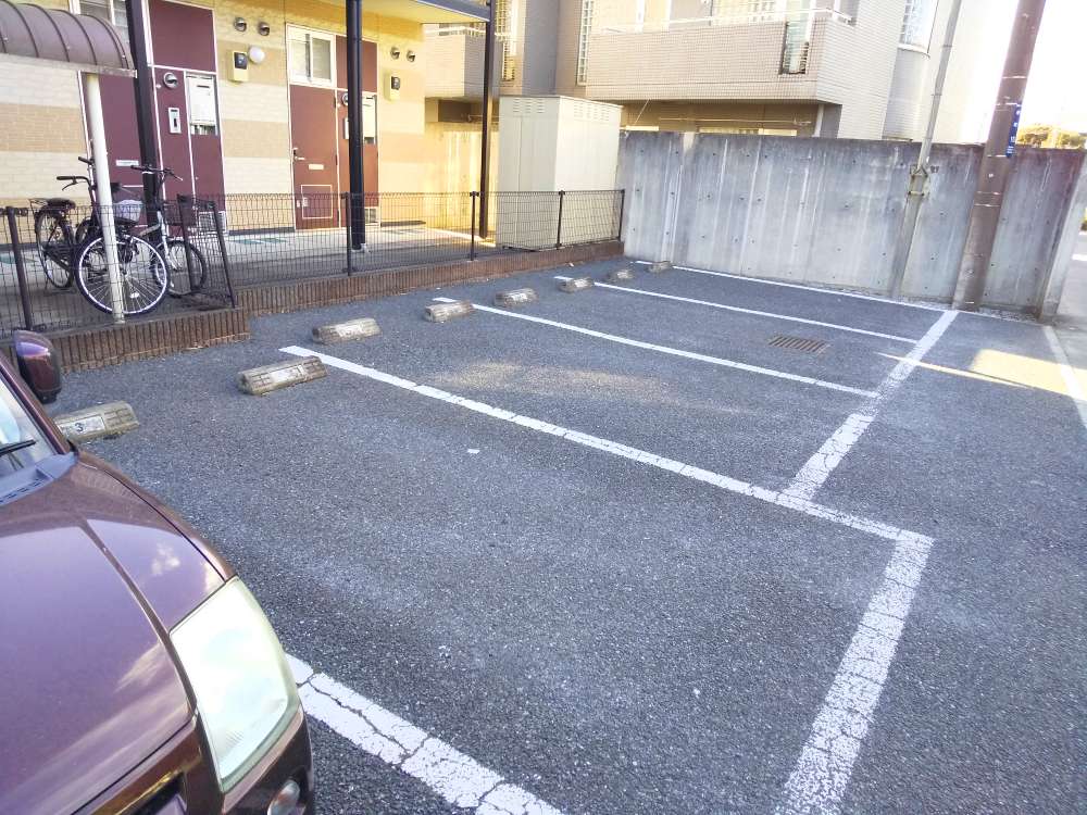 レオパレスフェリチタ その他