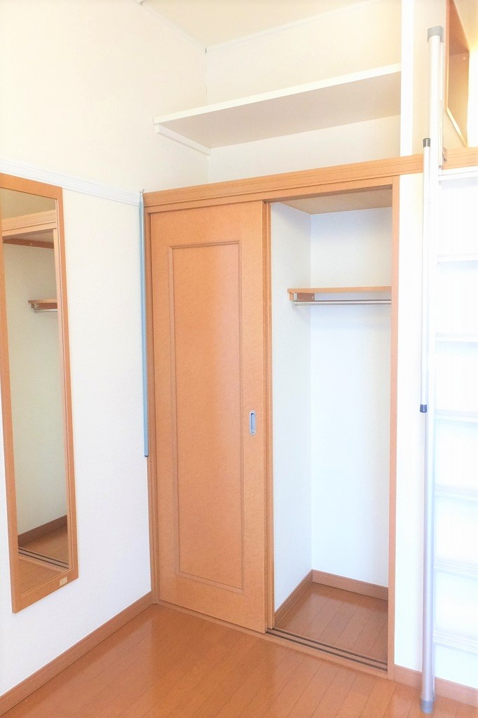 レオパレスフェリチタ その他