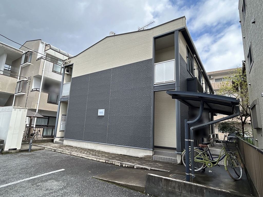 レオパレスけやき通りハイツ 外観