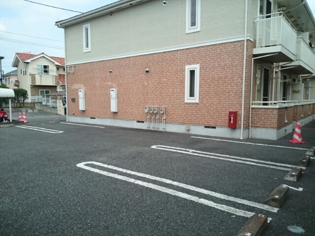 エス・エイ・カーサ 駐車場