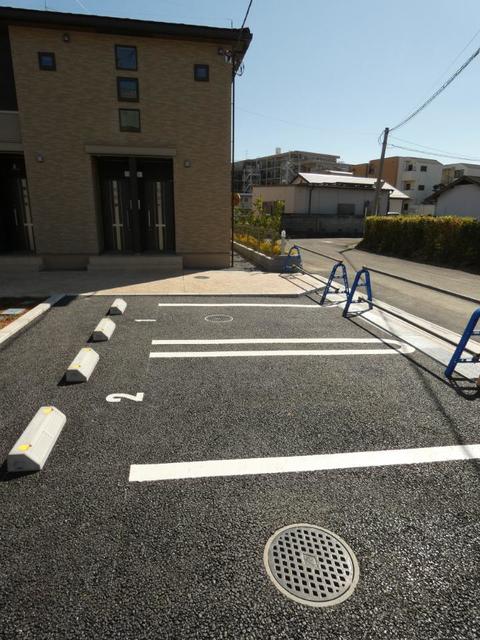 イル　ヴェント　ヴェルデ 駐車場