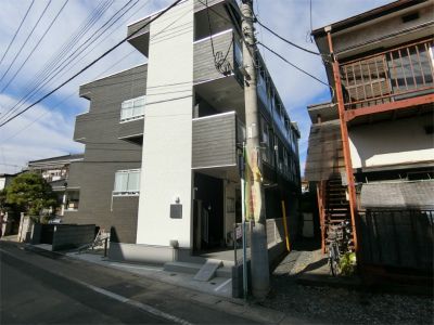 リブリ・スクルド 外観