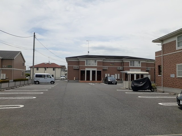 グリーチネＡ 駐車場