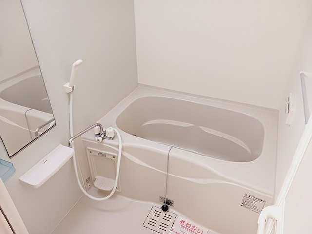 ル・シェモア 風呂画像