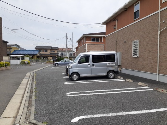 アース　ビレッジ　Ⅰ 駐車場