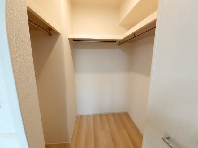 キャトル　セゾン 収納