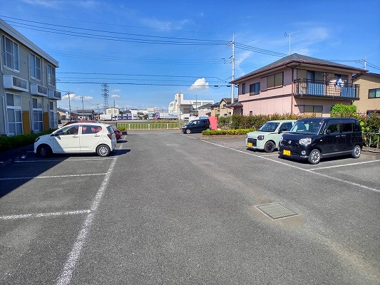 レオパレスレ・カトルーユ その他