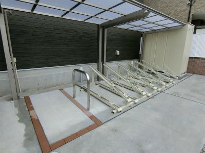 リブリ・坂戸Ⅱ 駐車場