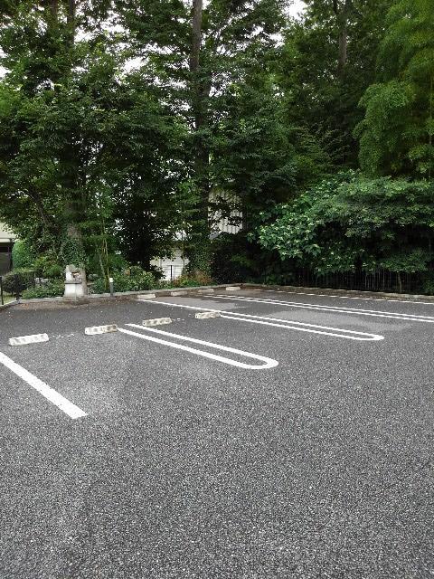 ゴレアドールⅡ 駐車場