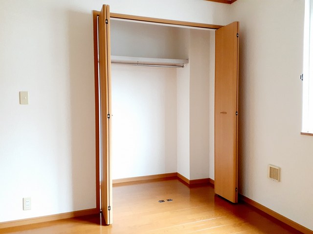 ジュネス 収納