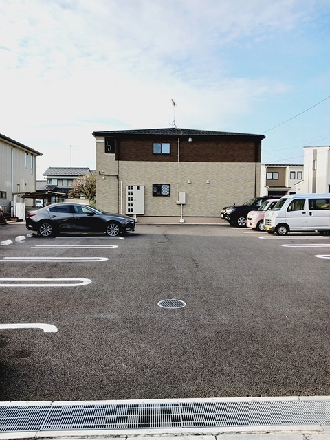 パストラル　和 駐車場