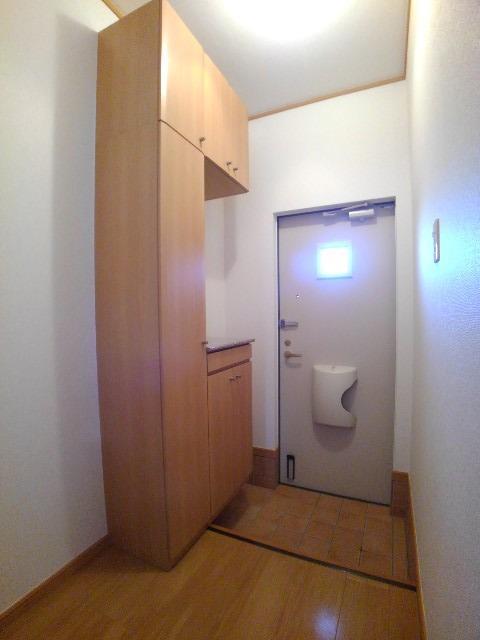 サニーハウス 玄関