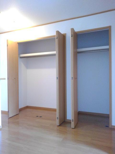 サニーハウス 収納