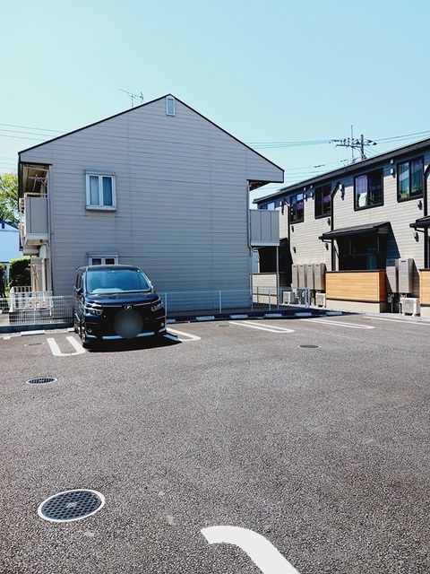 メゾン　ヴィオラ 駐車場