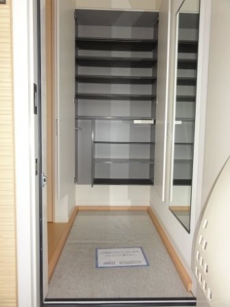 カステリーノⅡ 玄関