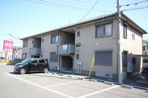 エミネントＦ 201号室 外観