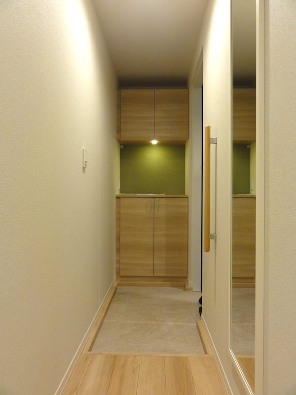 ノイ　リーフ 玄関