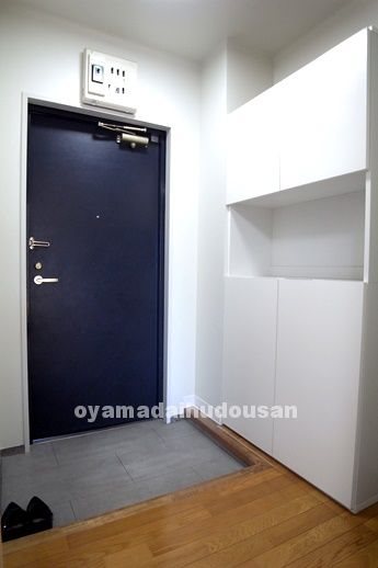 ボヌール２ 玄関