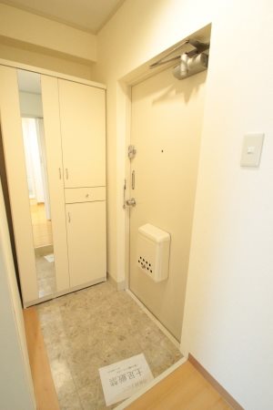 メゾン等々力 玄関