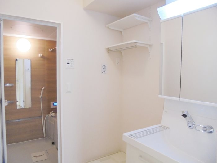 CRAPE MYRTLE 駒沢公園通り キッチン