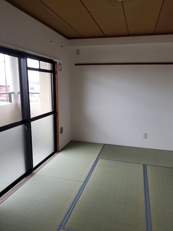 西村マンション ベッドルーム