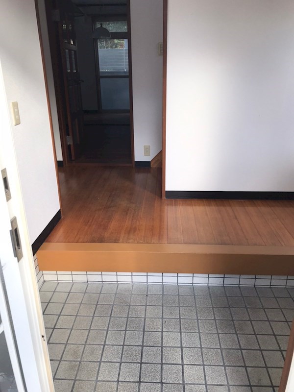 松本借家 玄関