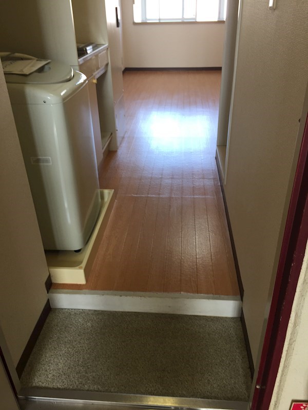 エスポワール・平津 玄関