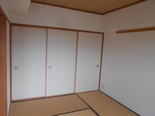 グリーン茨木 ベッドルーム
