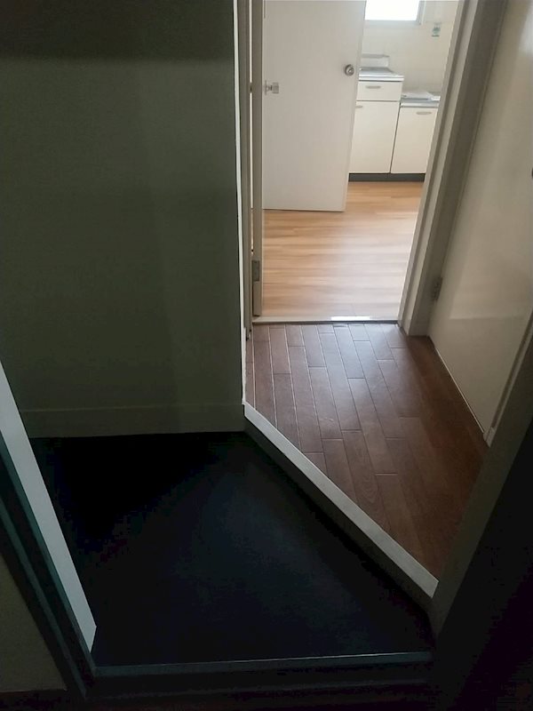 もみじビル 玄関