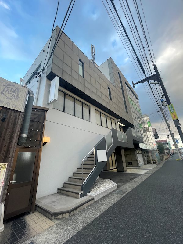 一里山中央ビル 202号室 外観