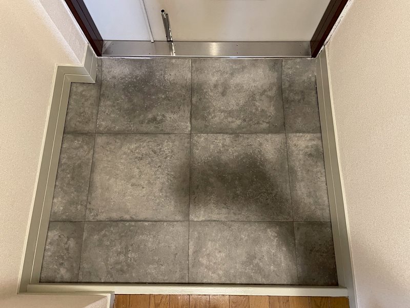 ルネ大津1号棟 玄関