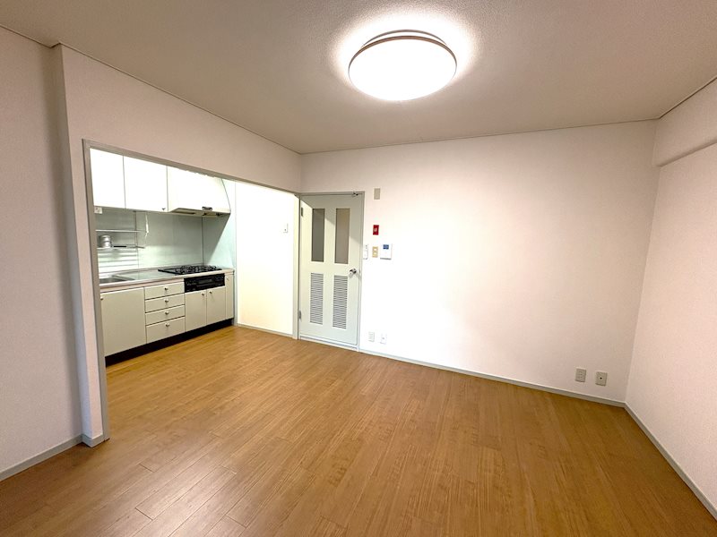 ルネ大津1号棟 リビング