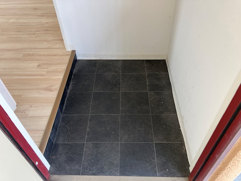 開花えれがんす 玄関