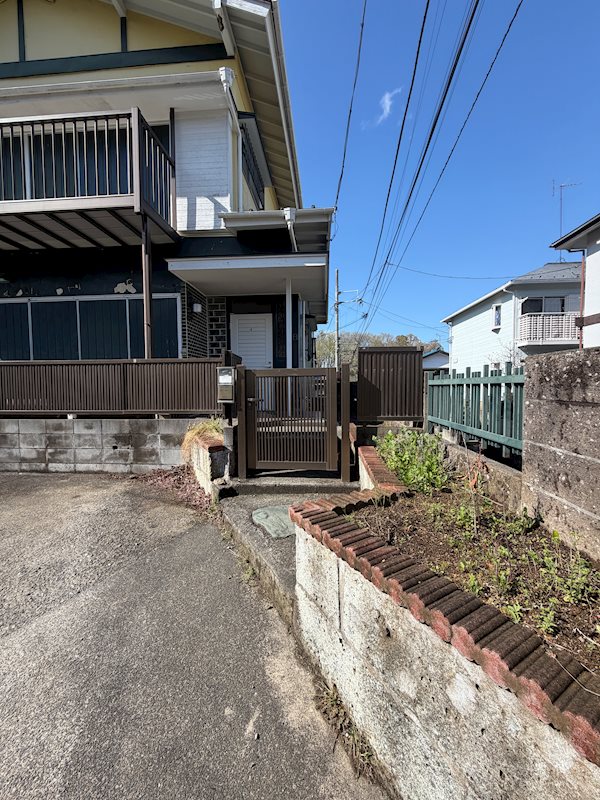 散田町貸家 エントランス