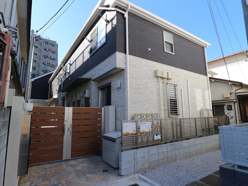 カーム新中野 外観