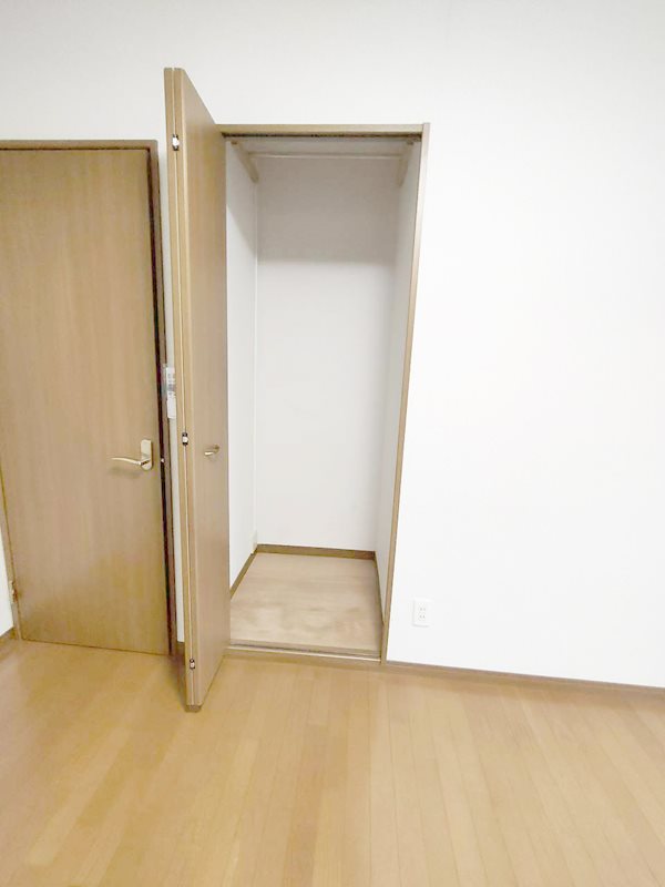 小比企町戸建  収納