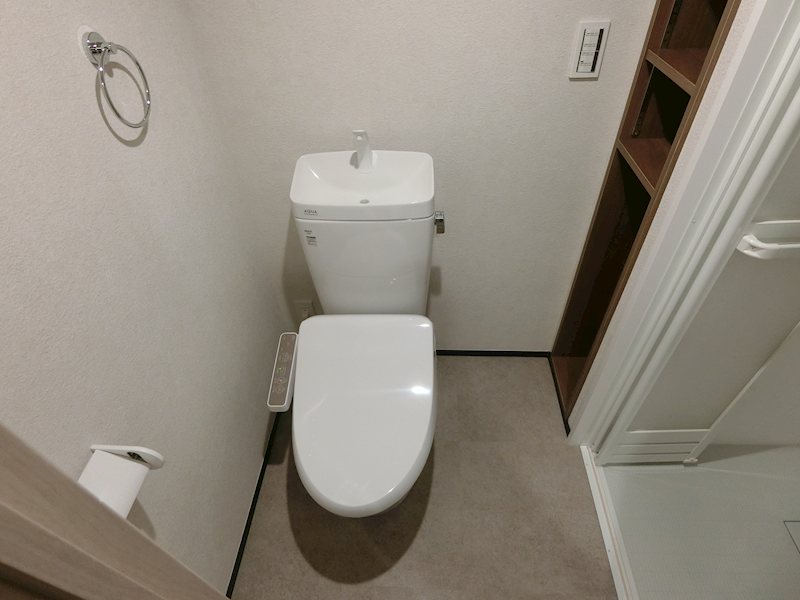 大島三丁目戸建 トイレ